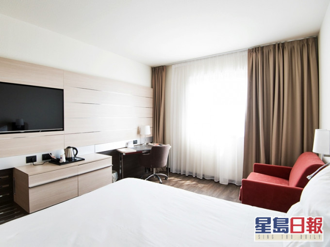去酒店Staycation,房內有很多高危的「播毒」位置。unsplash圖片