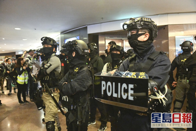 江樂士指香港警隊才是真正的英雄。資料圖片