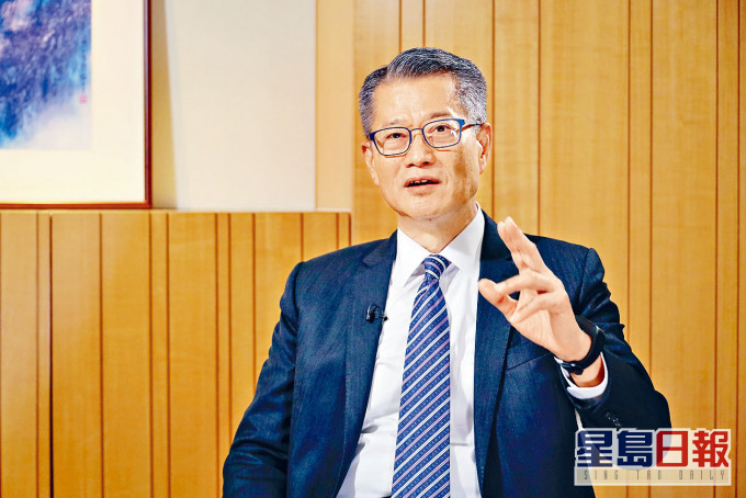 陳茂波指未來會大力推動金融業發展。資料圖片