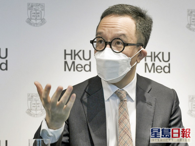 回顧上半年,梁卓偉指港人在疫情下的表現可説是超水準。資料圖片