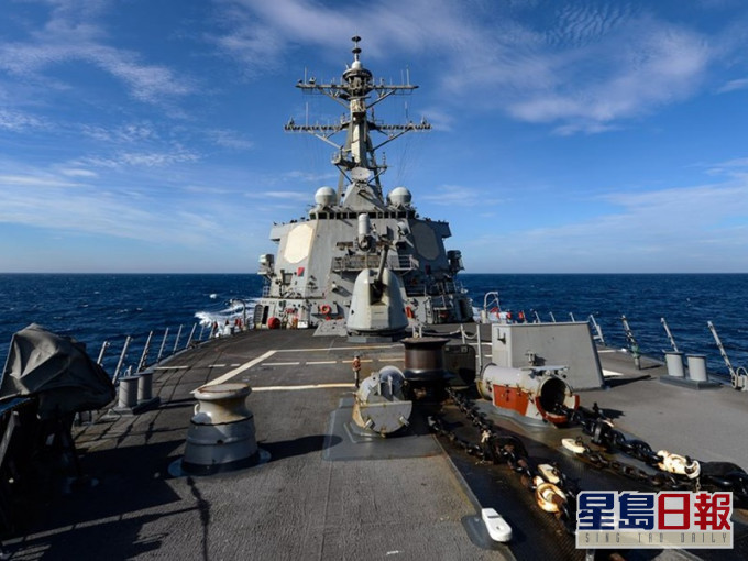 驅逐艦「拉塞爾號」昨日通過台灣海峽。AP