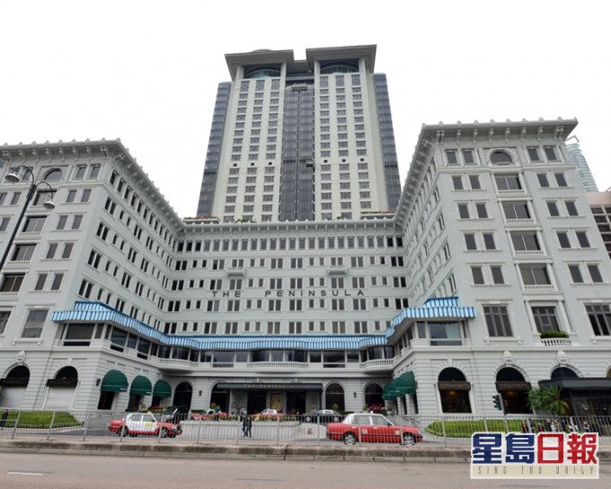 半島酒店客房收入跌穿千元至616元。資料圖片