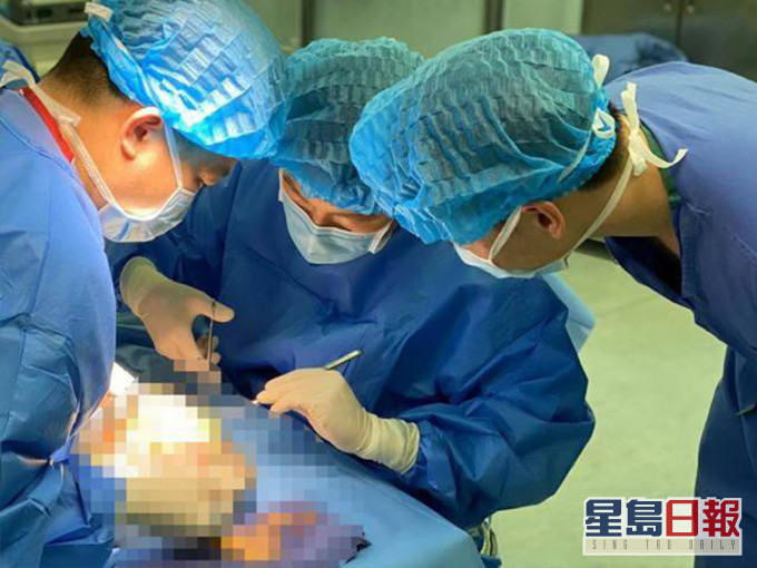 手術難度難高,幸而最後順利完成。互聯網圖片