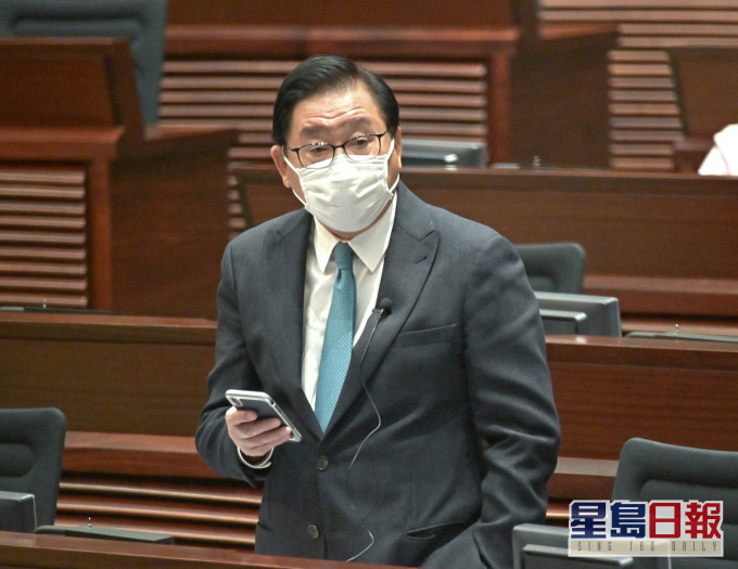 林健锋期望立法会财委会能尽快通过有关拨款,为企业及市民提供「及时雨」。资料图片