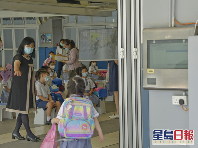 部份學校可以於復活節假期後,安排不多於三分之二的學生回校參與面授課堂。資料圖片
