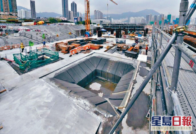 港鐵稱,沙中綫過海段2022年首季通車有挑戰。 資料圖片