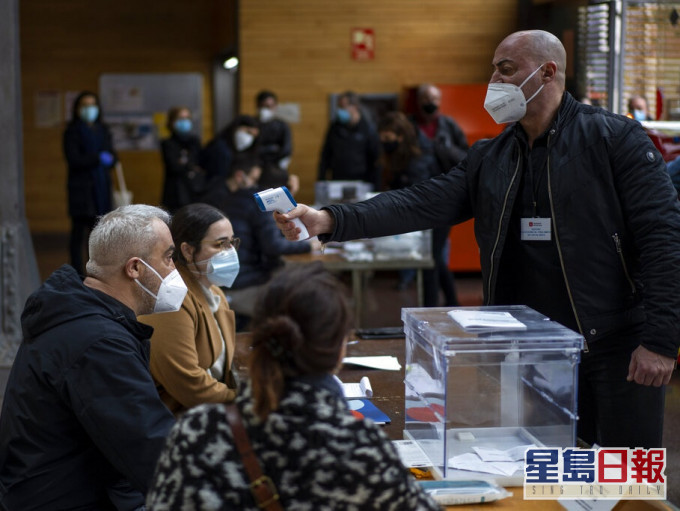 西班牙加泰隆尼亞自治區周日舉行地方議會選舉。AP圖片