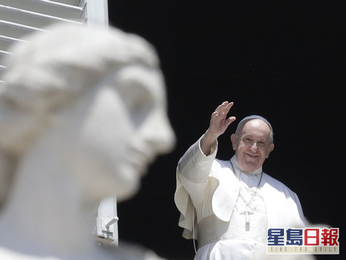 教宗指人人都要开放心灵从这场危机中汲取教训。AP