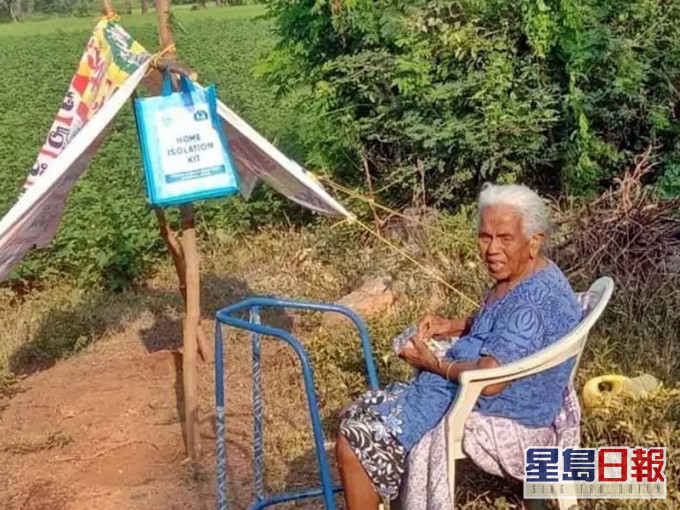 印度八旬婦確診新冠肺炎,慘被4子趕走,在井邊棚屋露宿。網圖