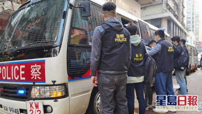 警方下午破獲一個非法釣魚機賭檔,共7人被捕。