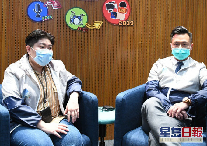 代表警務處的「並肩同行」計畫義工林昭瓊(左)及代表懲教署的義工林家進(右)相信,送湯圓活動有助改善青年囚犯與家人的關係。 楊偉亨攝