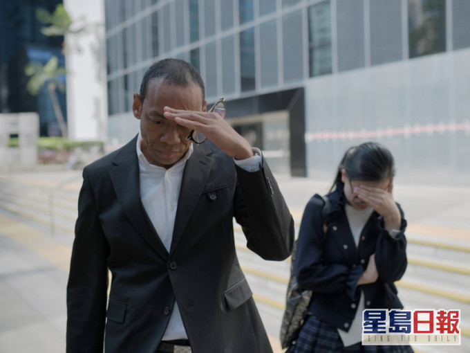 孙立基(左)、黄丽敏(右)。资料图片
