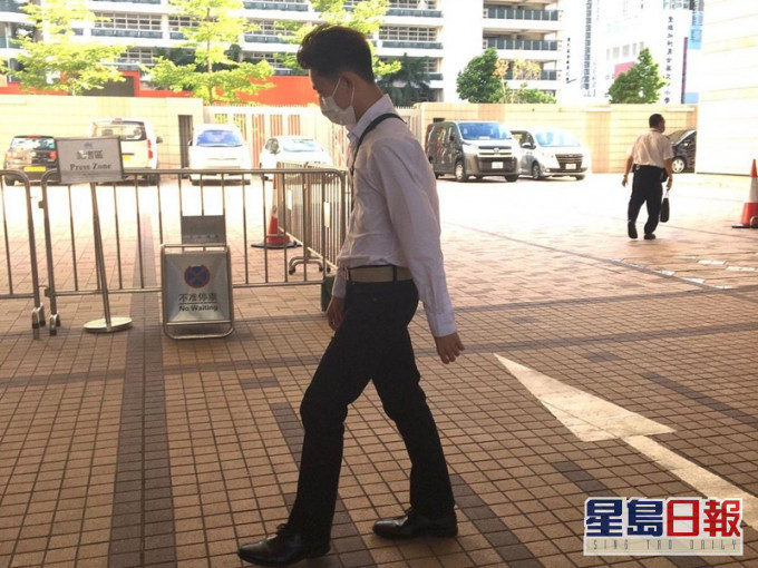 何駿賢。王永欣攝