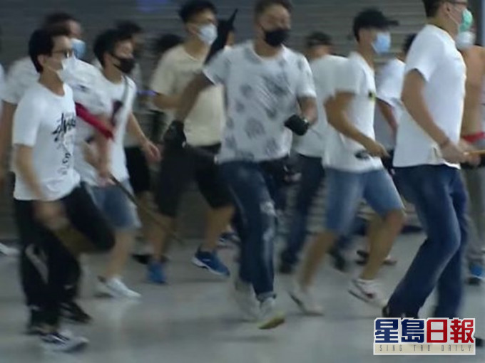证人未能在片段中指出被告。资料图片