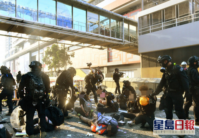 前年10月1日國慶日,有示威者涉嫌在黃大仙參與示威活動。 資料圖片