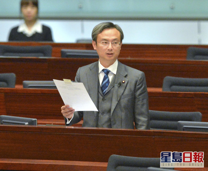 陳沛然向立法會人力事務委員會主席何啟明發信。資料圖片