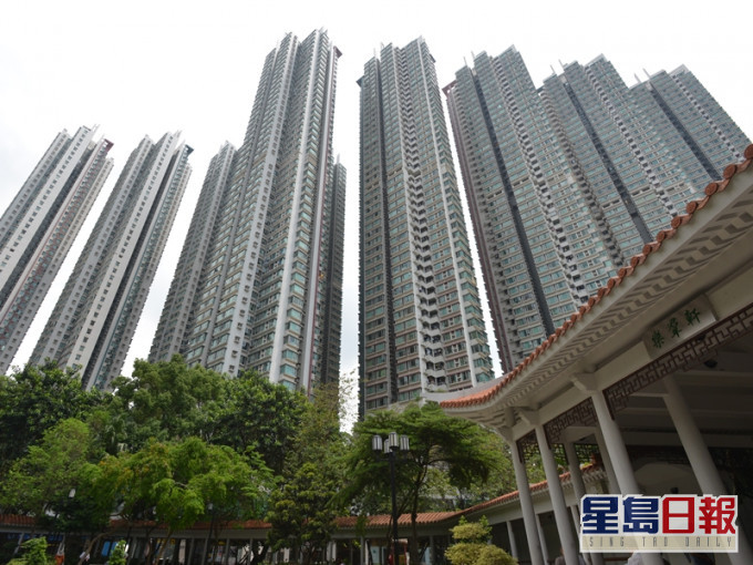 港湾豪庭7座列强制检测名单之一。资料图片