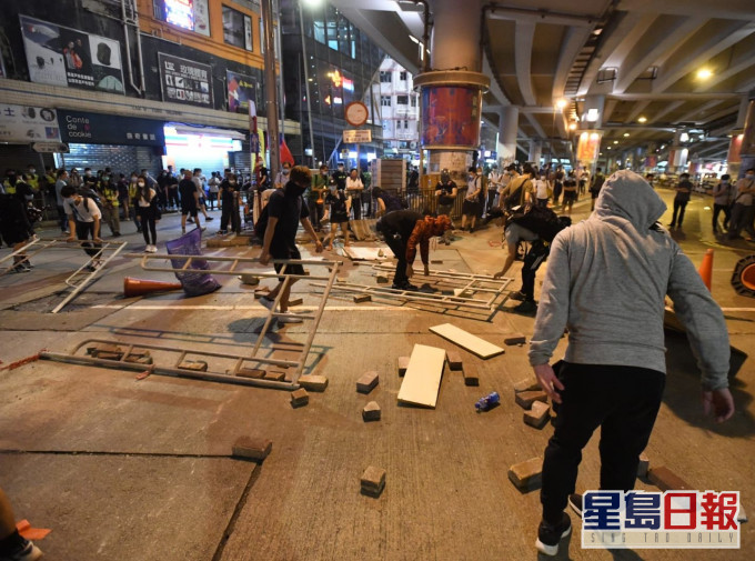 昨日港島多區爆發警民衝突。資料圖片