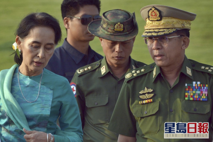 緬甸軍方逮捕昂山素姬後，宣佈為期一年的緊急狀態，緊急狀態結束後將重新舉行大選。AP資料圖片