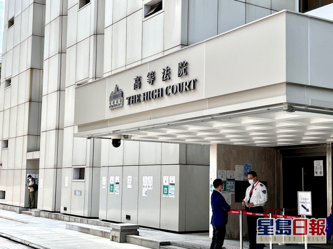 X今出庭遭辯方律師盤問。資料圖片