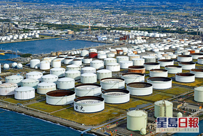 日本千葉縣市原市的儲油設施。