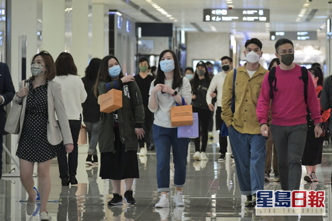 財政預算案提出發放5000元電子消費券刺激經濟。資料圖片