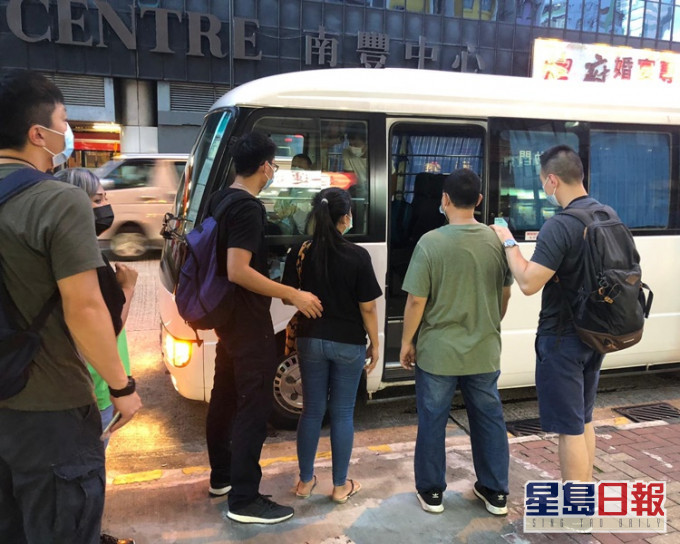 行动中共6男女被捕。图:警方提供