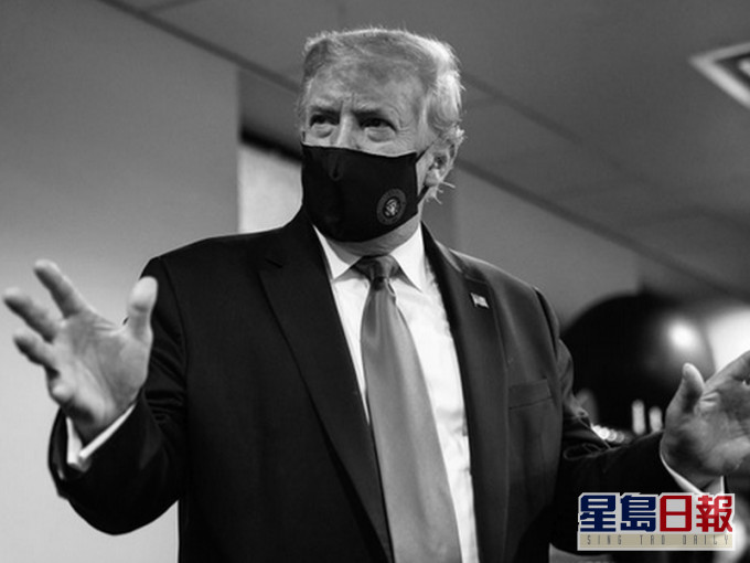特朗普在Twitter上载戴口罩照片。