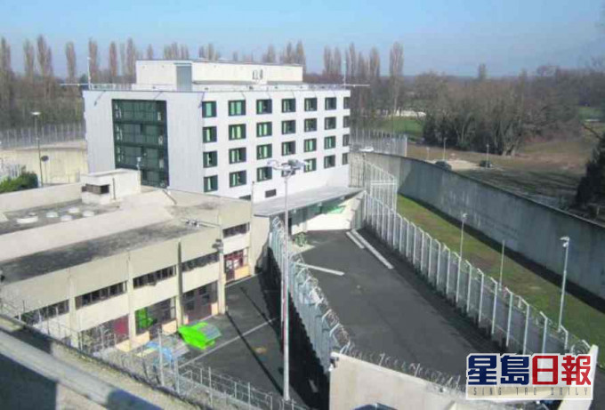 日内瓦沙多隆监狱长期有人满之患。网图