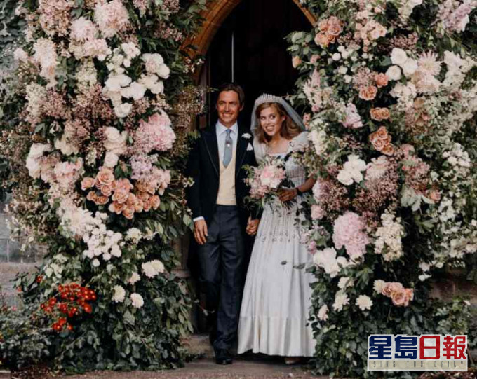比亞特麗絲郡主與莫齊在溫莎堡低調完成婚禮。AP
