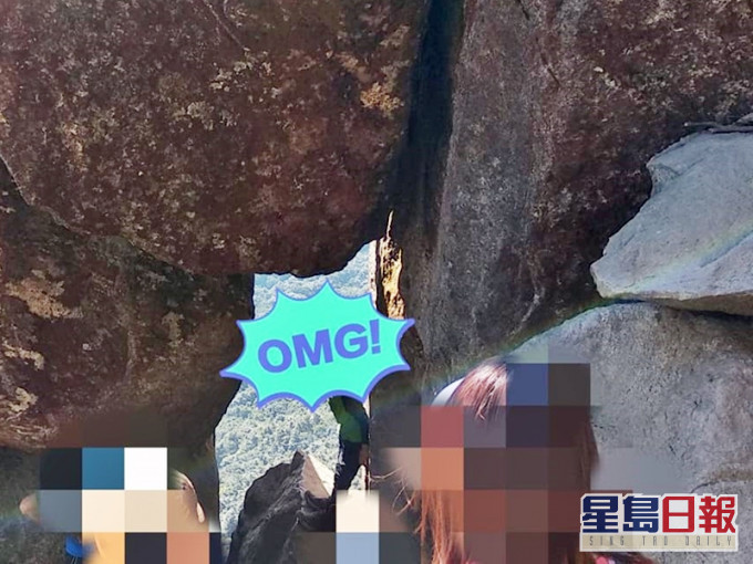 日前有网民到黄牛石城山路行山，行经打卡热点「石天窗」时，发现有家长竟为打卡影靓相，而让年幼的孩子独自站在离地几尺的「天窗」上。「香港行山路綫及资讯谷」Facebook图片