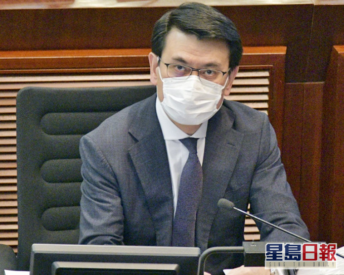 邱騰華表示,希望各界尊重通訊局決定。 資料圖片
