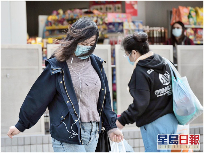 今日天晴乾燥。早上清凉。日间最高气温约21度。吹和缓东北风。资料图片