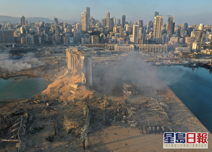 附近大部分地區在爆炸中夷為平地。AP