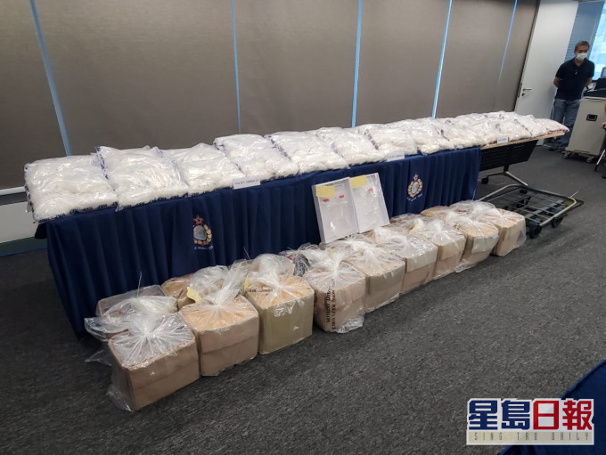 警方检获1.7亿元毒品。