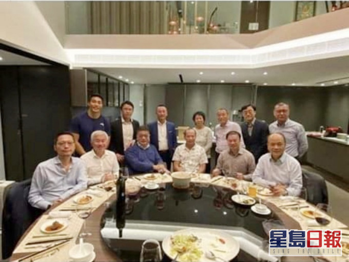 13人飯聚照。湯文亮FB