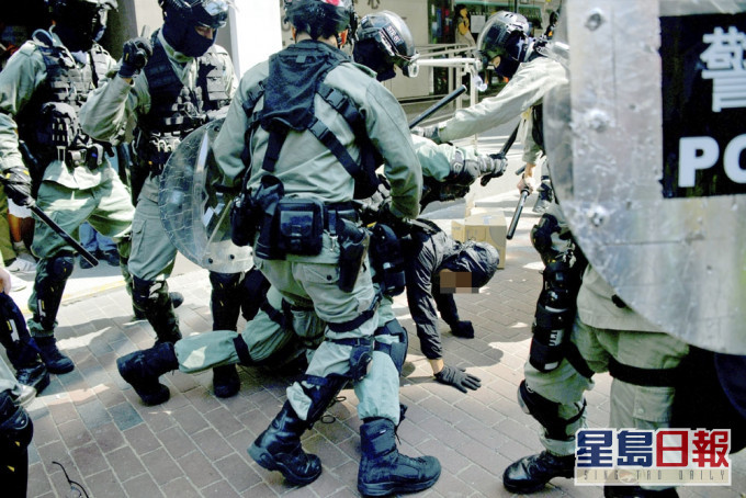 前年「大三罢」示威活动,警方拘捕多人。 资料图片