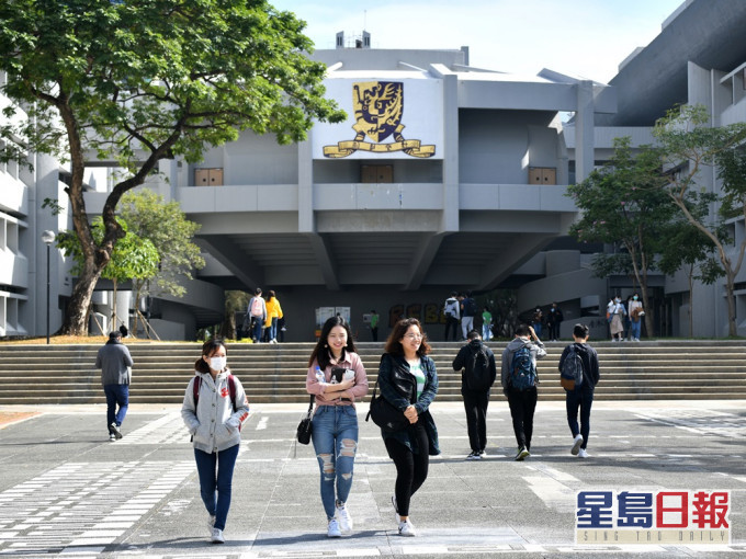 調查指出,有53.3%的大專生有考慮或已決定移民。資料圖片