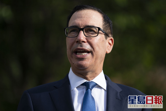 财长姆钦表示,该法案将包括延长额外失业救济金,占失业工人原有工资的七成。 AP
