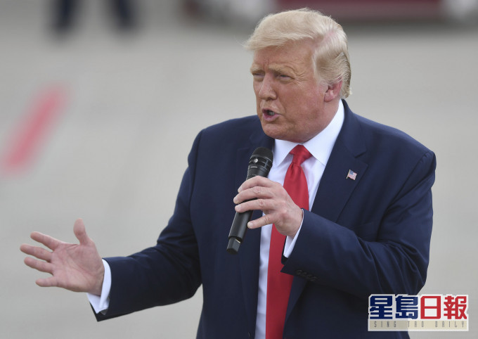 特朗普倡北卡羅來納州選民投兩次票受到抨擊。 AP