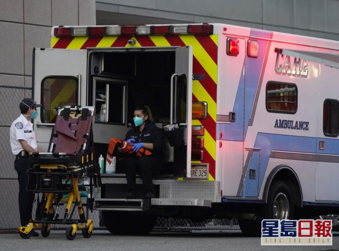 當地救護人員得到上級指示,要求放棄生還機率極低的患者。AP圖