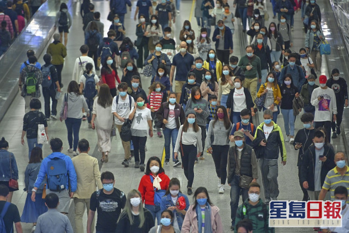 港鐵調整班次。資料圖片