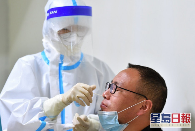 下周一起香港入境廣東須出示鼻咽拭子採樣報告。 新華社資料圖片