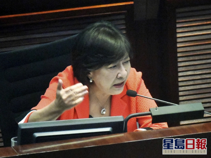 蔣麗芸指,讓來自風險較低地區的抵港人士作居家隔離,做法並不理想。資料圖片
