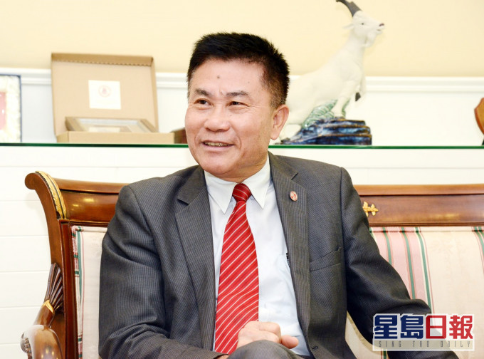 鄭國漢批評,本港意見領袖固守過時的偏見。資料圖片