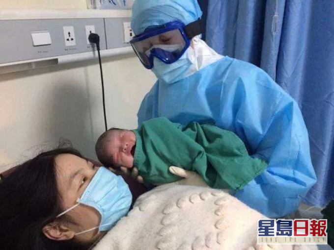 武漢一名染疫孕婦於2月初成功自然分娩男嬰。網圖