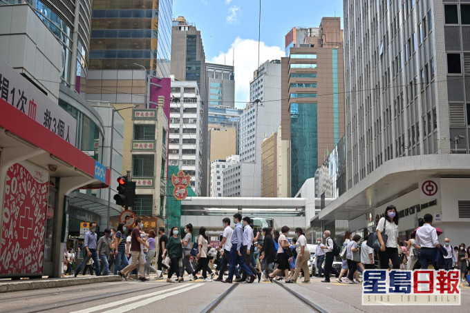 發展局推出資助,聘請畢業生組別和助理專業人員。