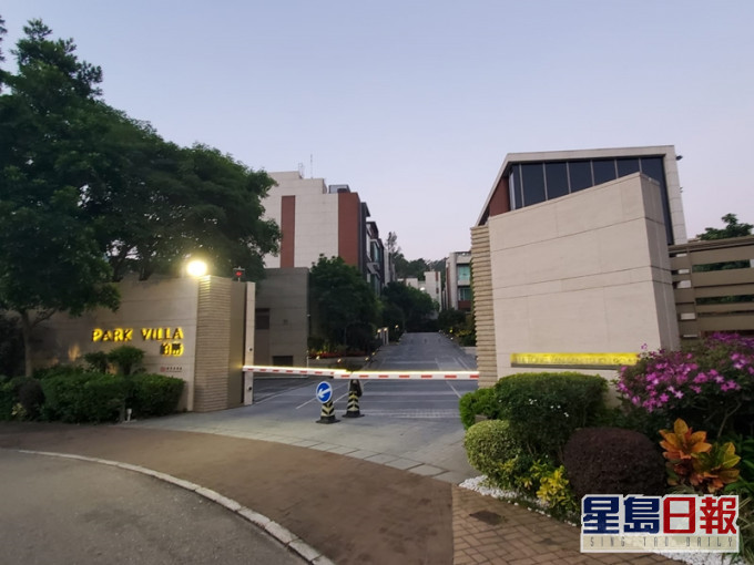 元朗獨立屋「柏巒」於昨日晚上被4名巴基斯坦裔男子爆竊。
