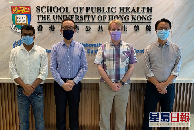港大醫學院的研究團隊成員包括:(圖左至右)港大醫學院公共衞生學院助理教授(研究)Sheikh Taslim Ali博士;港大醫學院院長、施玉榮伉儷基金教授席(民眾健康)、公共衞生醫學講座教授及世衞傳染病流行病學及控制合作中心創立總監梁卓偉教授;港大醫學院公共衞生學院流行病和生物統計學分部主任及世衞傳染病流行病學及控制合作中心聯席總監高本恩教授;以及港大醫學院公共衞生學院科學主任劉浩然博。