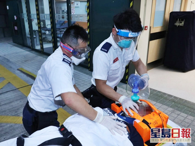 黄大仙竹园南邨丽园一名男子,送院抢救后不治。